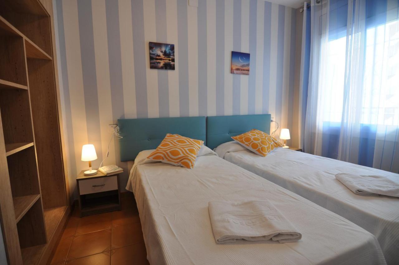 Rnet - Mt Apartaments Ρόζες Εξωτερικό φωτογραφία