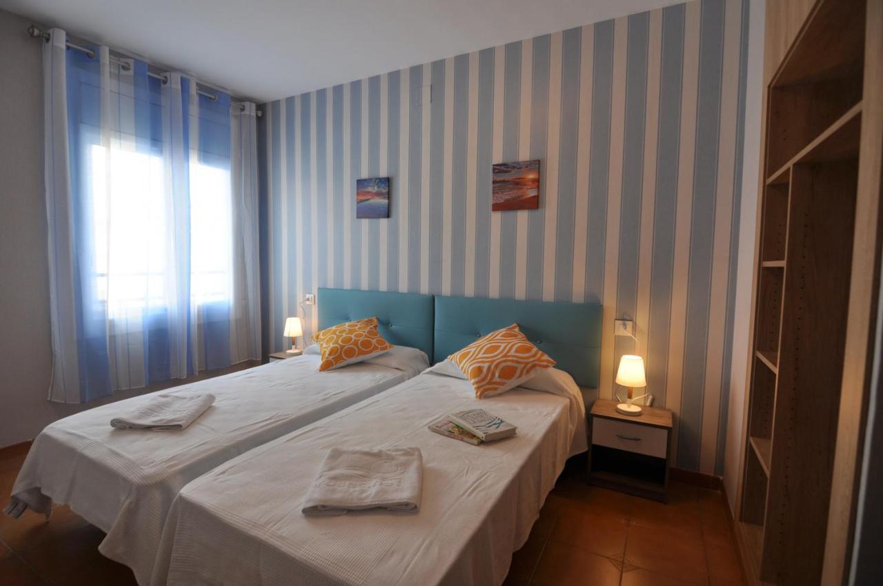 Rnet - Mt Apartaments Ρόζες Εξωτερικό φωτογραφία